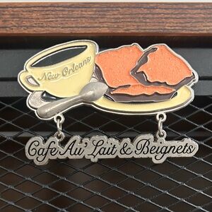 New Orleans Café Au Lait & Beignets Souvenir Magnet